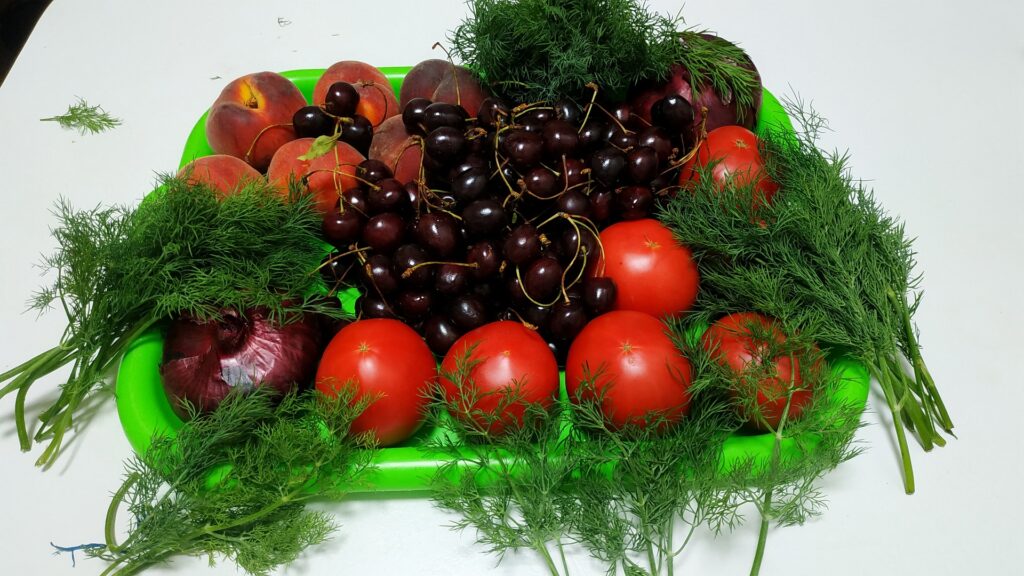 Фрукты и овощи Крыма