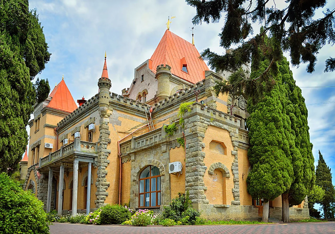 Дворец княгини Гагариной в Утёсе