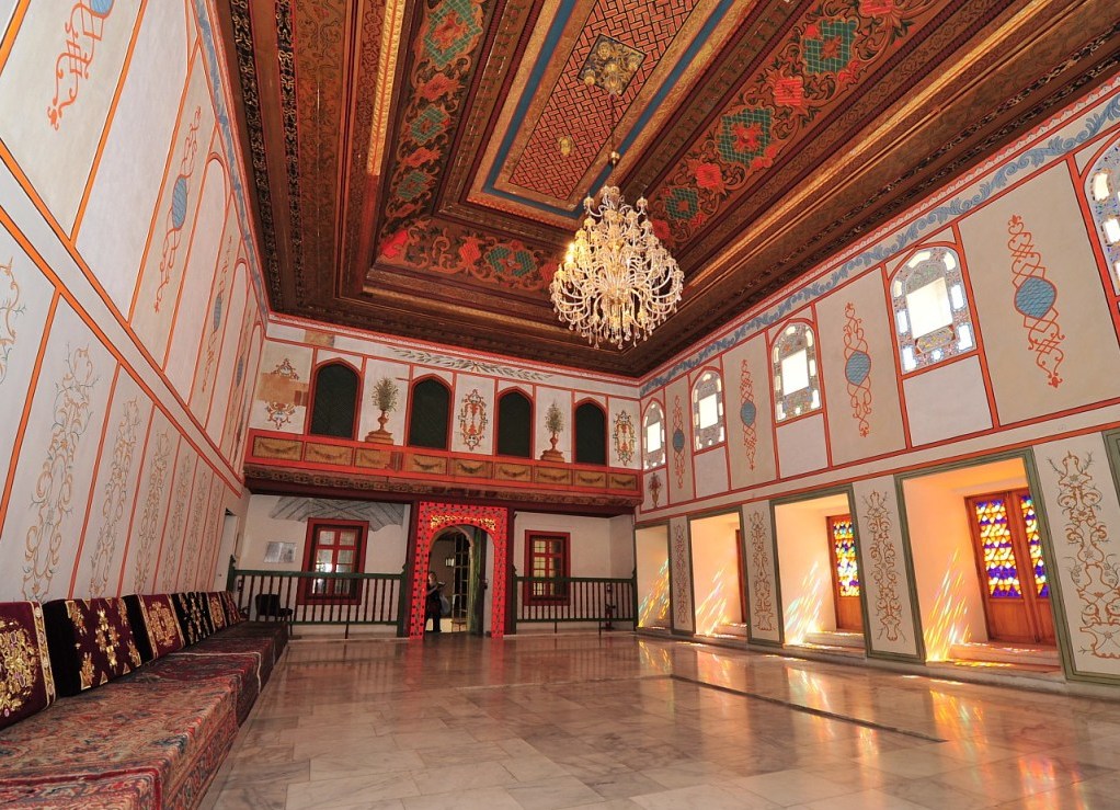 Внутреннее убранство ханского дворца